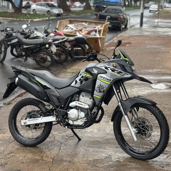 XRE 300 Adventure 2023  ou RD 135 1995 ou 20k na sua conta